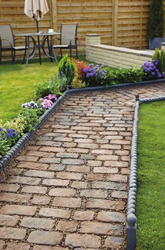 Picture of Marshalls Antique Rope Top Garden Edging